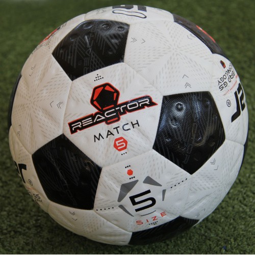 Piłka meczowa Reactor