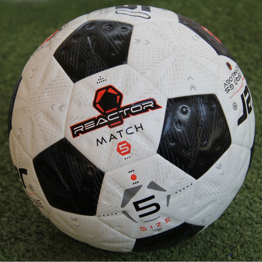 Piłka meczowa Reactor